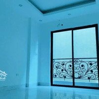 Bán Nhanh Nhà Bắc Từ Liêm 49M2 Giá Bán 5,85 Tỷ, Nhà Đẹp, Kinh Doanh