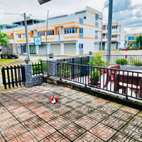 Chủ Kẹt Tiền Cần Bán Biệt Thự 80M2 Đã Hoàn Thiện Rồi Giá Chỉ Bằng Nhà Thô Tại Trung Tâm Tp Bến Cát