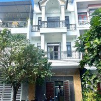 Cho Thuê Nhà 3 Tầng 3 Phòng Ngủ Giá Bán 15 Triệu/Tháng Kđt Hà Quang 2