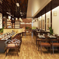 Cho Thuê Nhà Mặt Phố Trung Hòa, Cầu Giấy. Mặt Tiền: 5,5M, Diện Tích: 136M2 X 5 Tầng