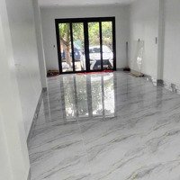 Cho Thuê Nhà Vĩnh Hưng, Hoàng Mai, 4 Tầng Mới Tinh Có Thang Máy
