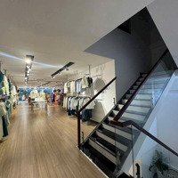 Cho Thuê Nhà Mặt Tiền Hai Bà Trưng , P. Dakao , Quận 1 [ Ngay Công Viên Lê Văn Tám ]