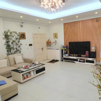 Cần Bán Căn Hộ 3 Ngủ, Ban Công Đông Nam, 114M2 Giá Bán 7.4 Tỷ, Full Nội Thất Tại Thăng Long Garden