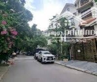 Bán gấp biệt thự lô góc 166m2, 5 tầng, MT 8.5m, Trung Văn, Nam Từ Liêm, giá 47,6 tỷ