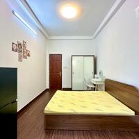 Cho Thuê Phòng Trọ Ban Công Thoáng, Rộng 25m2 ở Đinh Bộ Lĩnh gần Vòng xoay Hàng Xanh Bình Thạnh