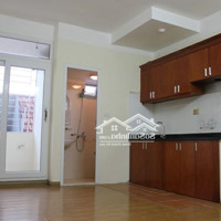 Cho Thuê Căn Hộ Chung Cư F4 Trung Kính, 2 Ngủ 80M2 Giá 11. 5 Triệu