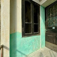 Cho Thuê Nhà Riêng Tại Phố Hàng Bạc, Giá Tốt, Vị Trí Thuận Tiện