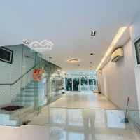 Cho Thuê Nhàmặt Tiềnđ.hoàng Trọng Mậu Kdc Himlam Quận 7 Dt: 5X20M2 Full Nt Giá: 45 Triệu Liên Hệ: 0931353298