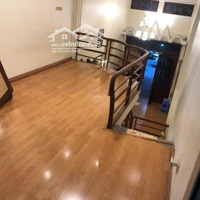 Cho Thuê Kinh Doanh Nhà Trúc Khê, Láng Hạmặt Tiền3.3M,Diện Tích80M2 X 3 Tầng + 1 Tum