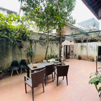 Biệt Thự 7 Phòng Ngủ, Đủ Đồ, Gara, Sân Vườn Ở Tây Hồ Cho Thuê Để Ở, Trường Học, Cafe, Nhà Hàng, Cty