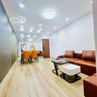 Tập Thể Trung Tâm Khu Bách Kinh Xây