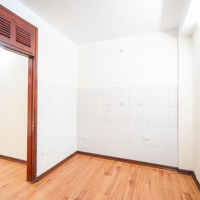 Bán Căn Ccmn 2 Ngủ Cách Đường Trường Chinh 50M