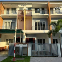 Bán Căn Nhà Liên Kế 3 Tầng Tại Suncasa 1 Hoà Phú Thủ Dầu Một Bình Dương. Giá Bán 2Tỷ3
