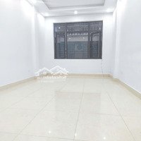 Chính Chủ Cho Thuê 170M2 Văn Phòng, 2 Mặt Tiền Tại Ngõ 132 Và Ngõ 124 Nguyễn Xiển.