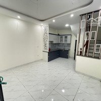 Chỉ 2,55 Tỷ Có Ngay Nhà 4Tx32M2 Gần Công Viên Cây Xanh Phượng Bãi Biên Giang Đh Thể Thao