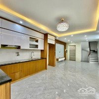 Siêu Phẩm Nhà Đẹp - Bồ Đề Long Biên- Lô Góc -Ga Ra - Thang Máy -Ô Tô Vào Nhà .Dân Xây Full Nội T