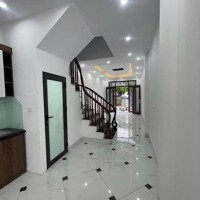 Nhà 3Tx43M2 Đường Ôtô Qua Nhà Gần Chợ 800M Ubnd Đông La Chỉ 3,2Tỷ