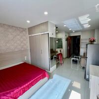Studio Ban Công Full Nội Thất Cho Thuê Ở Trung Tâm Quận 1