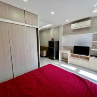 Studio Ban Công Full Nội Thất Cho Thuê Ở Trung Tâm Quận 1