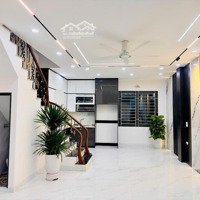 Siêu Hiếm! Nhà Phân Lô Mai Dịch 55M2X5 Tầng ,2 Mặt Tiền,2 Ô Tô, Tiện Kd Và Ở,Giá Nhỉnh 20 Tỷ.