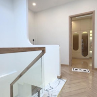 Siêu Phẩm Đẹp Ko Tỳ Vết!46M2+Nở Hậu 6M+Full Nội Thất Cao Cấp+Gần Chợ Bà Chiểu+Giáp Q1- Chỉ 6.38 Tỷ