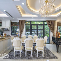 Siêu Vip Tòa Văn Phòng - Mặt Phố Cổ Hoàn Kiếm 242M2 X 6 Tầng X 12M Mặt Tiền - Thang Máy - 320 Tỷ