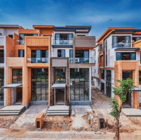 Villa The 9 Stellars Diện Tích 338M2 Kế Trạm Metro Số 1. Ký Mua Trực Tiếp Chủ Đầu Tư Sơn Kim Land