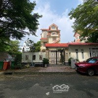 Biệt Thự Cho Thuê Nguyên Căn Tại Q9-Thủ Đức.