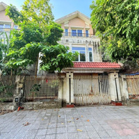 Cần Bán Gấp Biệt Thự Khu Đô Thị Văn Phú 200M 10M Mặt Tiền 4 Tầng Ô Chờ Thang Máy