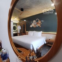 Bán Nhanh Khách Sạn Boutique 33 Phòng Mặt Tiền Biển Đà Nẵng Có Hồ Bơi
