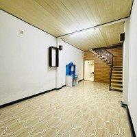 Bán Nhà 2 Tầng Nguyễn Thị Minh Khai 2.6 Tỷ Nhà Nhìn Ra Thấy Đường. Liên Hệ: 0905550236 - Ms Nguyên