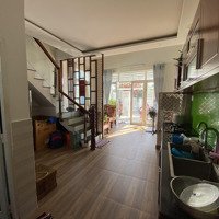 Nhà Gác Lửng Kiên Cố Tp Nha Trang. Có Sân Đậu Ô Tô. Ngang 5,5 X 14,5M