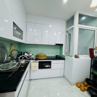 Bán Nhà Phạm Ngọc Thạchdiện Tích50M X 5 Tầng. Giá Bán 15 Tỷ