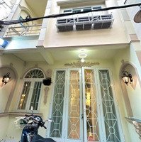 Nhà Đẹp 38M2 3 Lầu Ni Sư Huỳnh Liên Tân Bình 4.4 Tỷ