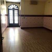 Cho Thuê Nhàmặt Tiềntân Châu P8 Tân Bình 5X30 5 Tầng Thang Máy 45 Triệu/Tháng 0979792970