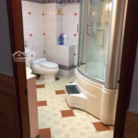 Cho Thuê Nhàmặt Tiềntân Châu P8 Tân Bình 5X30 5 Tầng Thang Máy 45 Triệu/Tháng 0979792970