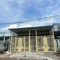 Bán Nhà 4X25M Full Thổ, Mặt Tiền Đẹp, Sát Đường Phan Văn Trị, Thị Trấn Gia Ray, Xuân Lộc, Đồng Nai