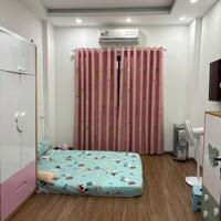 Bán nhà Bồ Đề, Long Biên, 30m2 x 6 tầng, ngõ ô tô, gần phố giá nhỉnh 7 tỷ