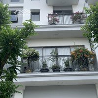 Cho Thuê Nhà Trần Quốc Hoàn 55M X 5Tầngmặt Tiền5M Ngõ Thông Ôtô Tránh Phù Hợp Nhiều Công Ty Vp Giá 24 Triệu