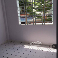 Cho Thuê Phòng 3.2 Triệu Balcon Lầu 1 Tại 52/24 Thoại Ngọc Hầu, Hòa Thạnh, Q. Tân Phú, Tp. Hcm
