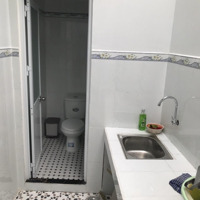 Cho Thuê Phòng 3.2 Triệu Balcon Lầu 1 Tại 52/24 Thoại Ngọc Hầu, Hòa Thạnh, Q. Tân Phú, Tp. Hcm
