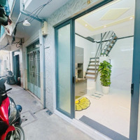 Bán Nhà Quận 1 Cạnh Mặt Tiền 3 Tầng 2 Pn Chỉ 2 Tỷ 55 Chốt