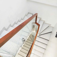 Chính Chủ Cho Thuê Nhà Văn Cao, 50M2, 5 Tầng, 5 Ngủ Khép Kín Full Mới Tinh, 16 Tr - 0912473845