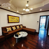 Bán Gấp Căn Hộ Chung Cư 17T6 Hoàng Đạo Thuý 3 Phòng Ngủ 2 Vệ Sinhdiện Tích: 153M2 Giá Bán 9 Tỷ. Lh: E Hòa 0917 495 479