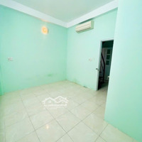 Bán Nhà Cmt8 Quận 10 Lô Góc 4 Tầng Chỉ 4 Tỷ 50 Triệu