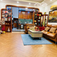 Siêu Phẩm 4 Tầng, Cạnh Sân Bay Tsn 50M (5X10), Kiến Trúc Châu Âuhẽm Xe Hơi6M, Khu Dân Trí Cao -12 Tỷ Tl