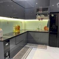 Cho thuê nhà 2.5 tầng đường Hoàng Diệu, Hải Châu