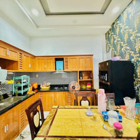 Bán Nhà Mặt Tiền Kinh Doanh 4 Tầng 56M2 Đường Nguyễn Hồng Đào, P 14, Tân Bình.