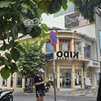 Góc 2Mt Siêu Vip Tại Nguyễn Trãi, Bến Thành, Quận 1. Dt: 9X10M. Trệt Lầu
