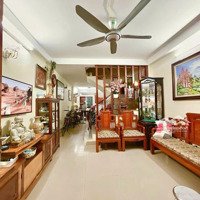 Bán Nhà Học Viên Tài Chính - Bắc Từ Liêm - Diện Tích: 40M2 - 5 Tầng - Mt5M - Giá Bán 6 Tỷ - Để Ở , Kinh Doanh